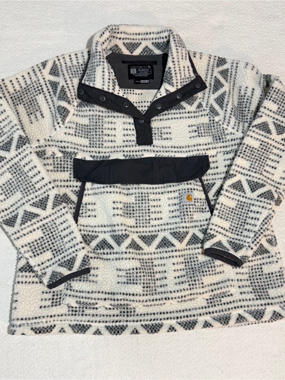 Carhartt Men’s White & Gray Geometric Sherpa Zip Pullover